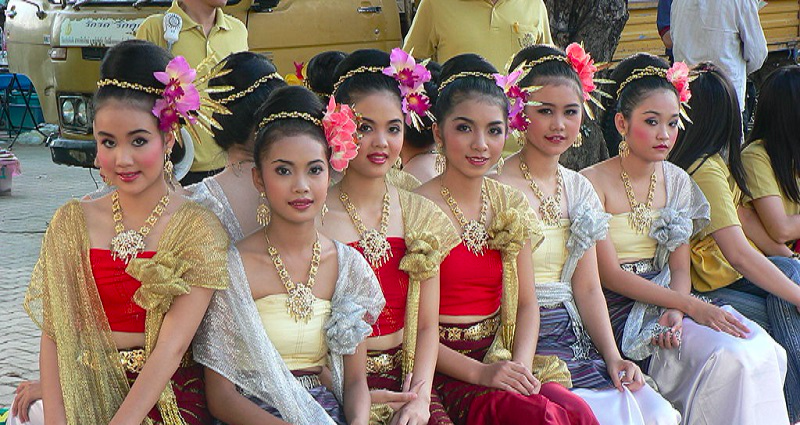 Thailand is Now Teaching Women to Avoid Human Trafficking in Interracial Marriages