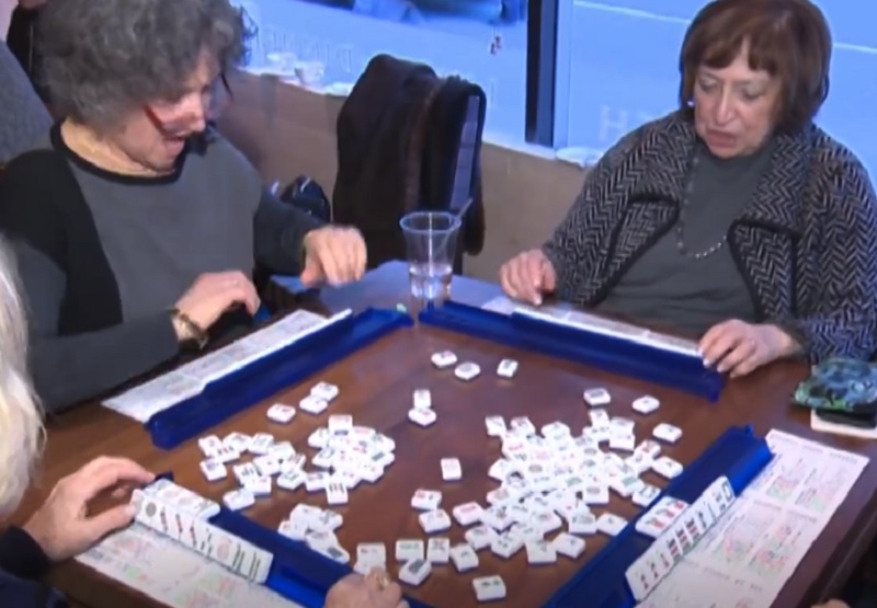 Up to Half a Million Middle-Aged White 'Aunties' are Playing Mahjong in ...