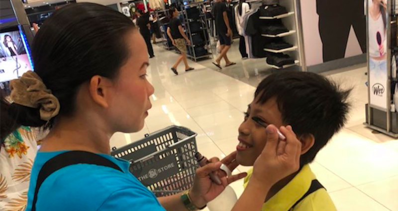 Filipino Mom Shows Love For Her Gay Son By Putting Makeup on Him