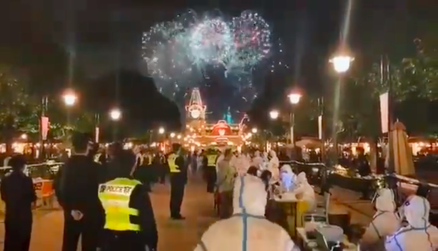Shanghai Disneyland covid scare