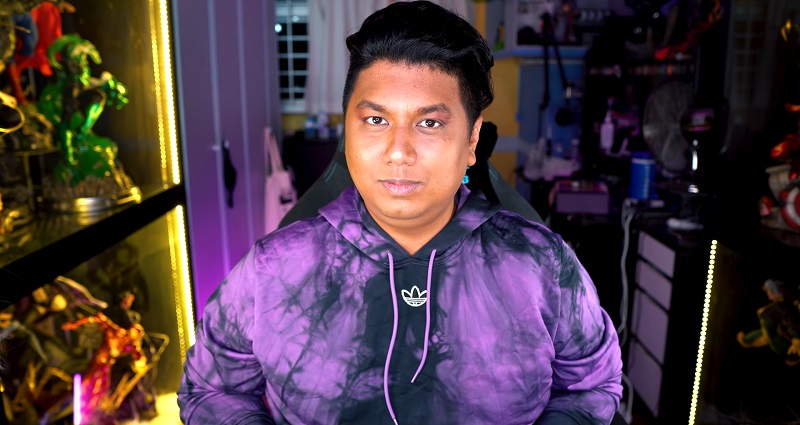 YouTuber Dee Kosh pleads guilty to offering 2 teenage boys money for sex