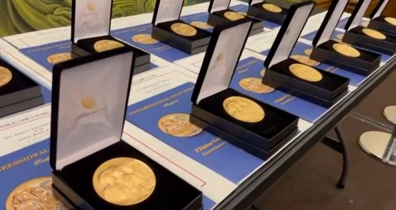 Families of 11 Filipino WWII vets receive Congressional Gold Medal after 76-year wait for recognition