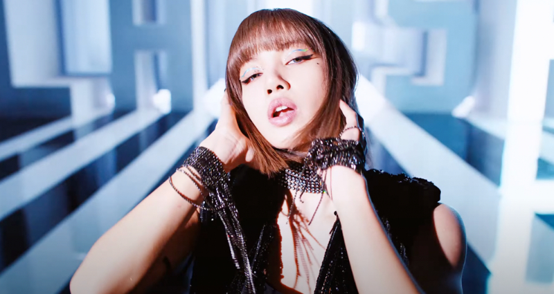 BLACKPINK member Lisa