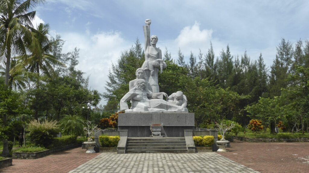 my lai massacre memorial
