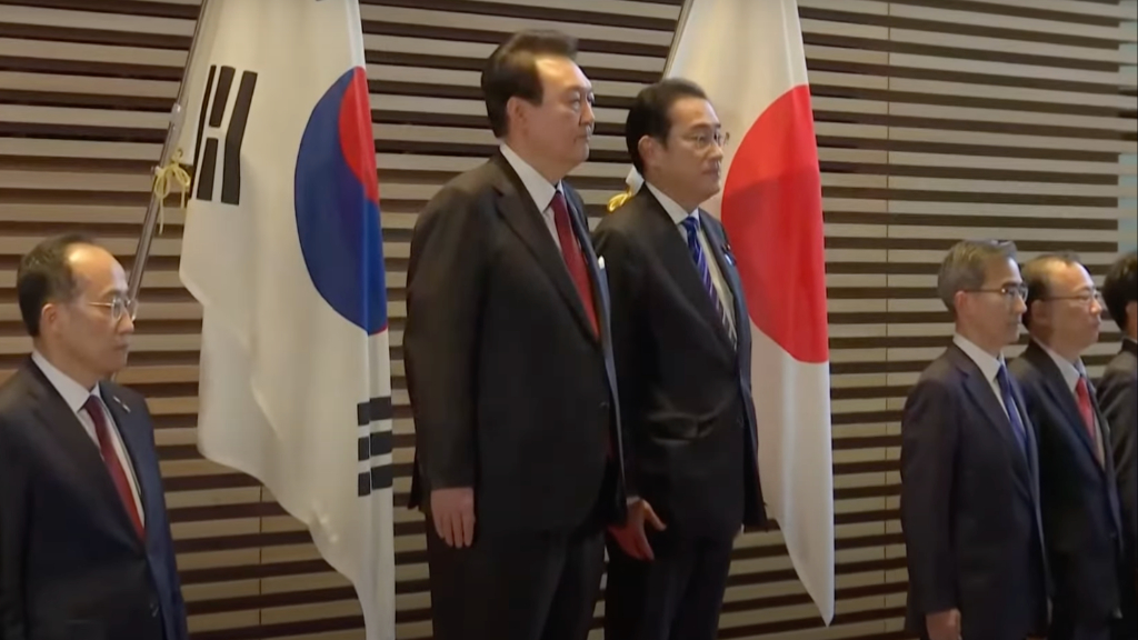 South Korean President Yoon Suk-yeol, Japanese Prime Minister Fumio Kishida