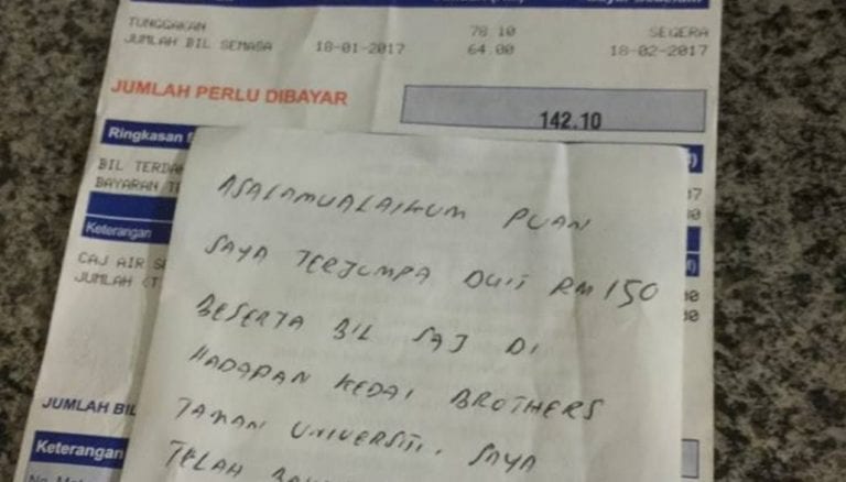 Malaysian Couple Who Lost Money to Pay For Utility Bill Saved By Random Stranger