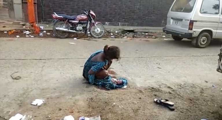Indian Teen Forced to Give Birth in the Street After Being Rejected By Hospital