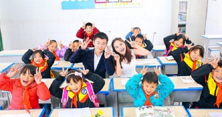 Teacher’s Pre-Wedding Photos Help Raise Awareness About ‘Left-Behind’ Children in China