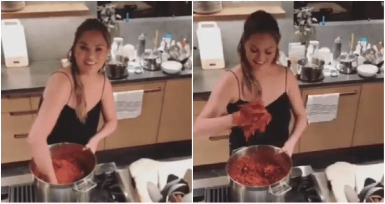 Chrissy Teigen Has the Perfect Response to ‘Critics’ Who Have Problems With Her Kimchi