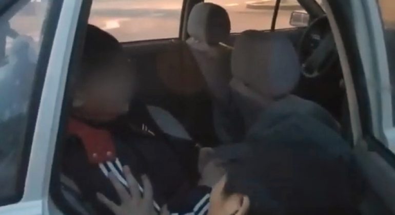 Chinese Mom Beats, Abandons Son on the Street for Not Getting 95% on Exam