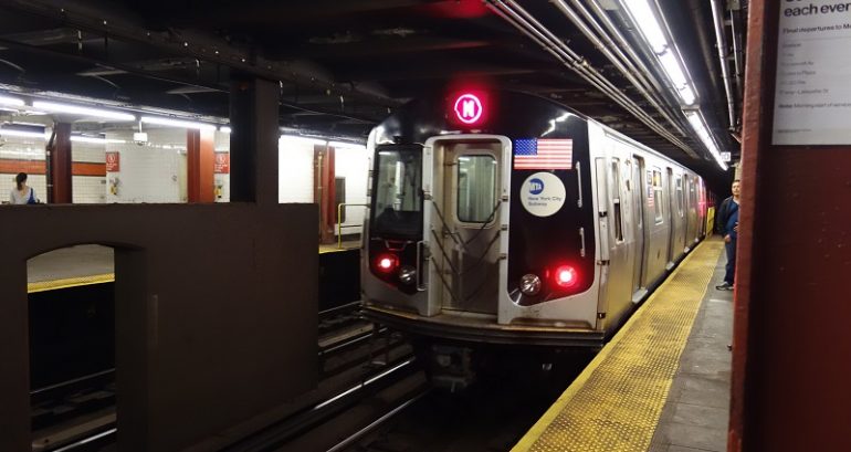 Man accused of throwing liquid on 2 Asian women on NYC subway charged with hate crimes