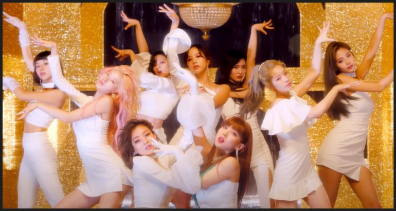 ‘Cheer Up’: All 9 members of Twice renew contracts with JYP and announce August comeback