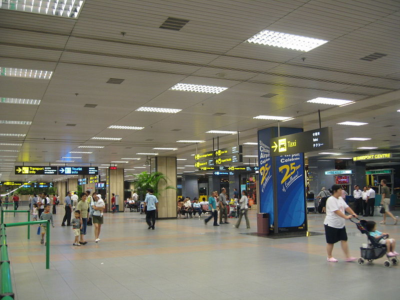 800px-changi_airport_terminal_1_arrival_hall_4-1