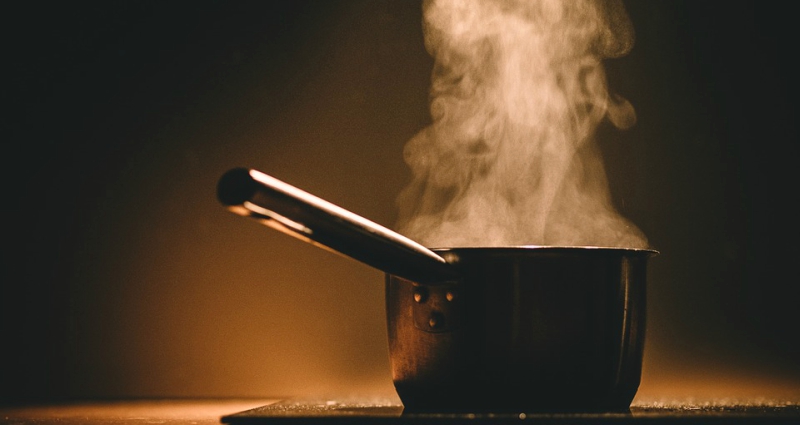 Does Boiling Vinegar Clean the Air? 