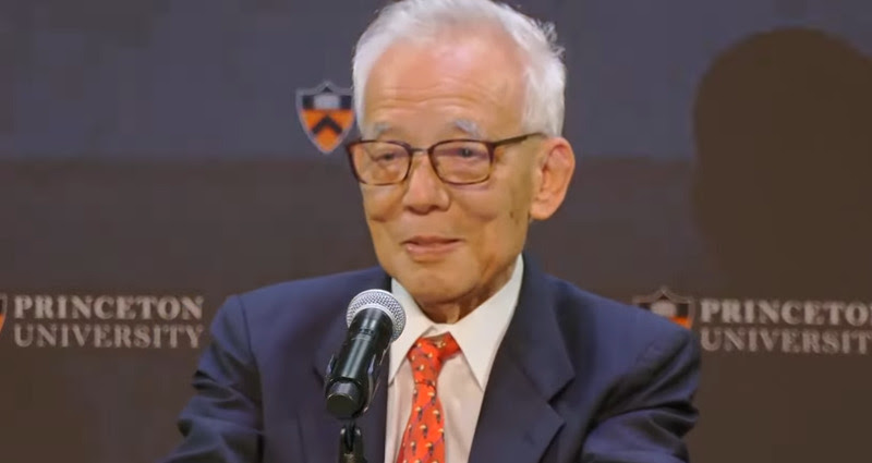 Nobel Physics Prize awarded to Japanese American