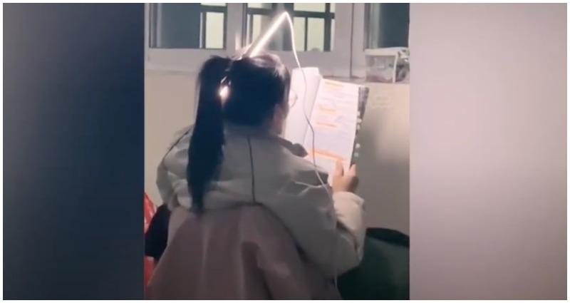 Dedicated Chinese Student Goes Viral on Weibo